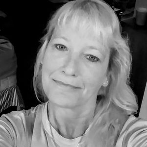 Meet your Posher, Vera